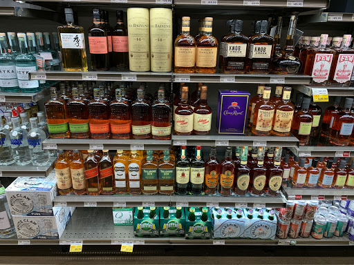 Grocery Store «Whole Foods Market», reviews and photos, 840 Willow Rd m, Northbrook, IL 60062, USA