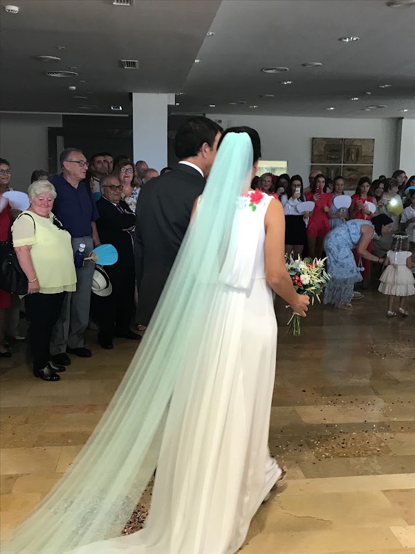Jorge Aparisi  Vestidos de novia