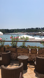 Photo n°14 de Le Rocher à Antibes ()