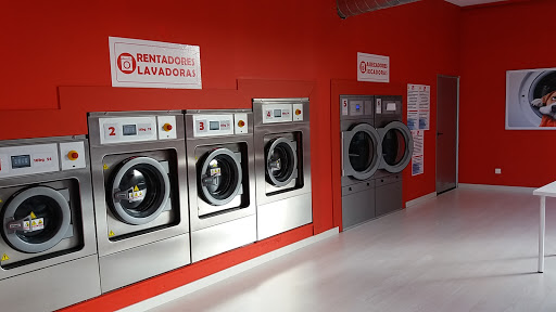 Pulit i net - Lavanderia en Puigcerda en Puigcerdà, Girona