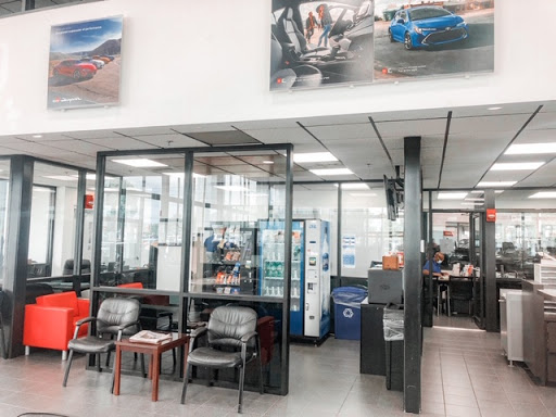 Toyota Dealer «DARCARS Toyota Frederick», reviews and photos, 5293 Buckeystown Pike, Frederick, MD 21704, USA