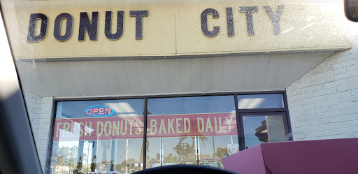 Donut Shop «Donut City», reviews and photos, 1210 Pacific Coast Hwy, Seal Beach, CA 90740, USA