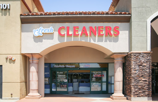 Dry Cleaner «Fresh Cleaners At Elk Grove», reviews and photos, 7119 Elk Grove Blvd # 115, Elk Grove, CA 95758, USA