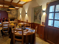 Atmosphère du Restaurant La Petite Ferme à Val-Cenis - n°12