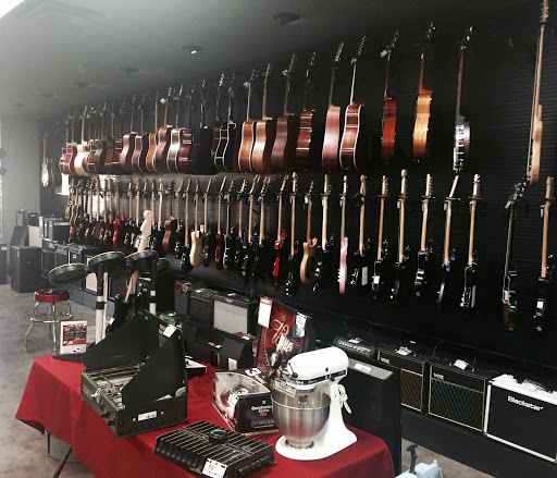 Pawn Shop «EZPAWN», reviews and photos, 2219 W Ben White Blvd, Austin, TX 78704, USA