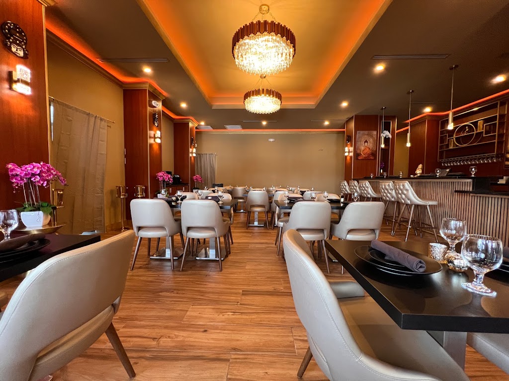 GOLDEN CHARIOT INDIAN RESTAURANT 33160