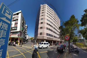 China Medical University Hospital MeiDe Medic Building (TCM) image