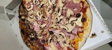 Pizza du Pizzeria le robinson à Roquebrune-sur-Argens - n°16