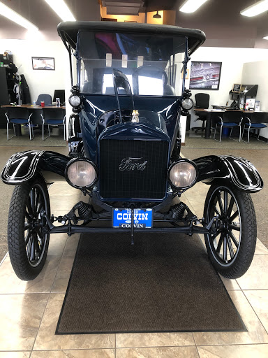 Auto Body Shop «Quick Lane at Chuck Colvin Ford», reviews and photos, 1925 OR-99W, McMinnville, OR 97128, USA