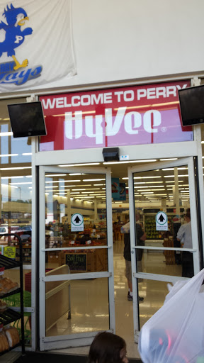 Supermarket «Hy-Vee», reviews and photos, 1215 141st St, Perry, IA 50220, USA