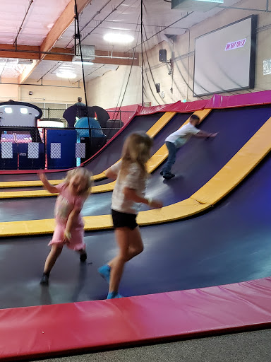 Gymnastics Center «Aerozone Trampoline Park», reviews and photos, 4155 E Ashlan Ave, Fresno, CA 93726, USA