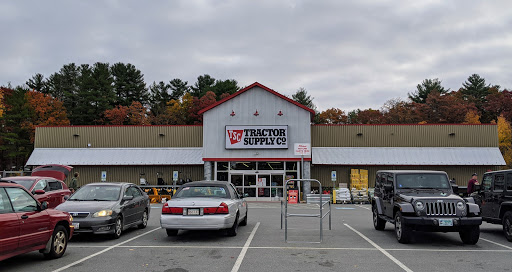 Home Improvement Store «Tractor Supply Co.», reviews and photos, 134 Bridge St, Pelham, NH 03076, USA