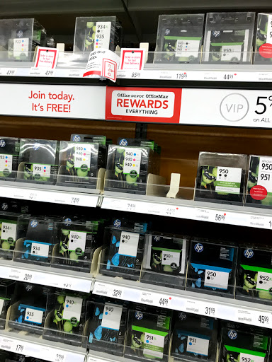 Office Supply Store «OfficeMax», reviews and photos, 9151 Fields Ertel Rd, Cincinnati, OH 45249, USA