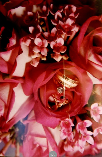 Florist «Roses Are Red Florist», reviews and photos, 425 5th Ave, Indialantic, FL 32903, USA