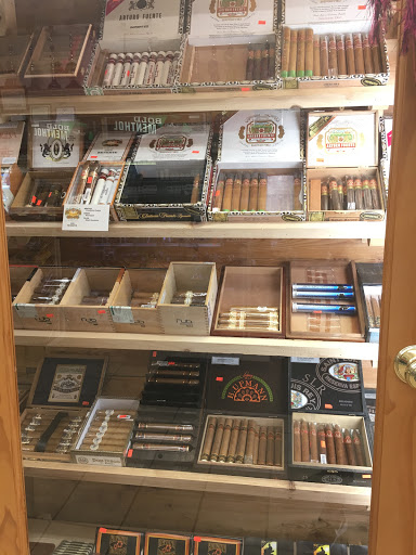 Tobacco Shop «Downtown Tobacco», reviews and photos, 429 Division St S, Northfield, MN 55057, USA
