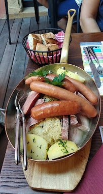 Choucroute d'Alsace du Restaurant français Caveau d'Eguisheim - n°13