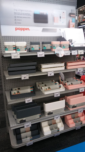 Office Supply Store «Staples», reviews and photos, 19141 Golden Valley Rd, Santa Clarita, CA 91387, USA