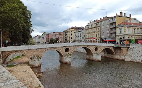 Latin Bridge image