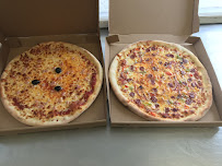 Pizza du Pizzas à emporter Pizza TASSONI Gratentour - n°18