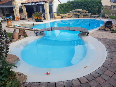 JPMS RENOV - Conception et Poseur Béton Ciré, Résine Etanchéité , Peinture Piscine avec +15 ans exp à Marseille