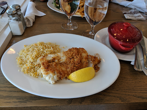 Bar & Grill «Mile Marker One Restaurant & Bar», reviews and photos, 75 Essex Ave, Gloucester, MA 01930, USA