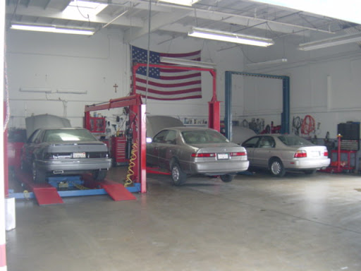 Auto Repair Shop «Expert Auto Care», reviews and photos, 2991 Grace Ln #4, Costa Mesa, CA 92626, USA