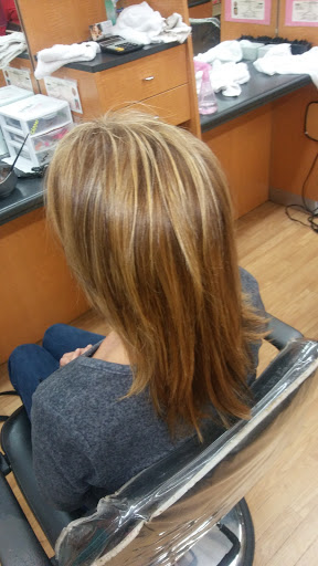 Hair Salon «Fantastic Sams Cut & Color», reviews and photos, 440 E Burleigh Blvd, Tavares, FL 32778, USA