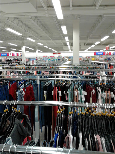 Clothing Store «Burlington Coat Factory», reviews and photos, 12400 15 St, Grandview, MO 64030, USA