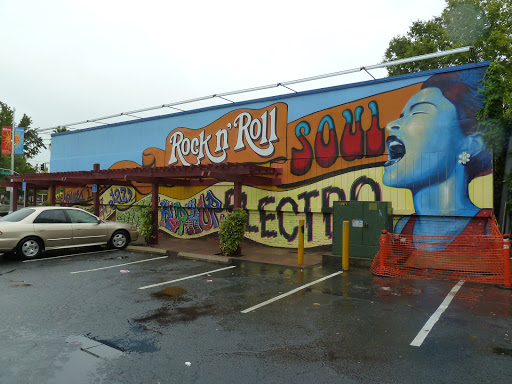 Record Store «Dimple Records-Broadway», reviews and photos, 2500 16th St, Sacramento, CA 95818, USA