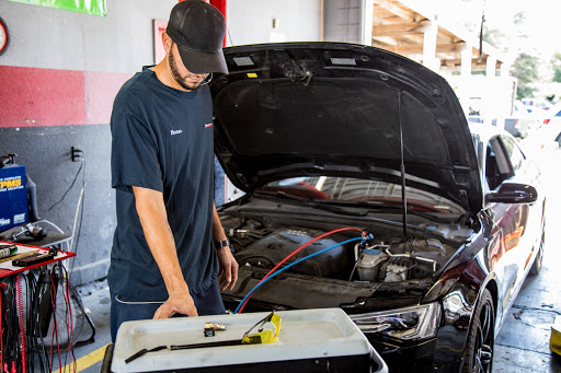 Auto Repair Shop «Lancaster Auto & Tire Co. Inc. NAPA AUTO CARE», reviews and photos, 500 W Lancaster Rd, Orlando, FL 32809, USA