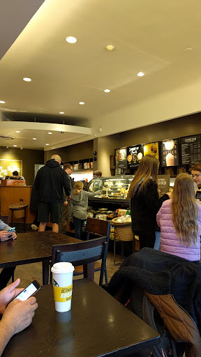 Coffee Shop «Starbucks», reviews and photos, 38 South La Grange Road, La Grange, IL 60525, USA