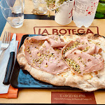 Photo n°1 de l'avis de Andrea.a fait le 19/08/2021 à 19:19 sur le  La Botega Pinseria à Marina di Campo