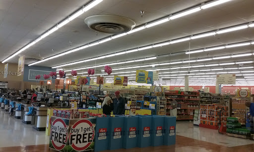 Grocery Store «Winn-Dixie», reviews and photos, 640 Ollie Ave, Clanton, AL 35045, USA