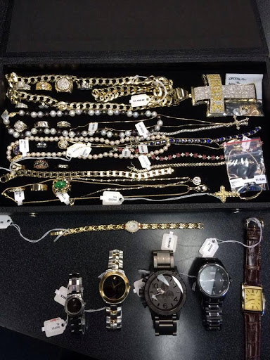 Pawn Shop «Continental Loan & Jewelry Co», reviews and photos, 10621 NE Coxley Dr # 211, Vancouver, WA 98662, USA