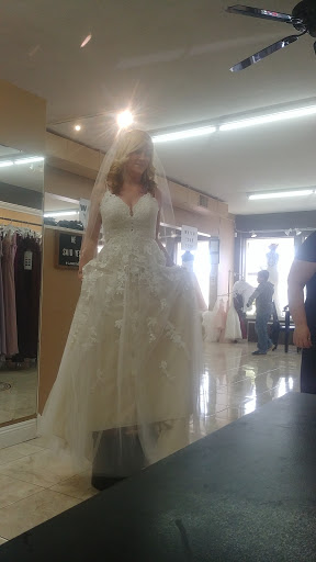 Bridal Shop «The Bridal Shoppe», reviews and photos, 525 Bailey Rd, Crystal City, MO 63019, USA