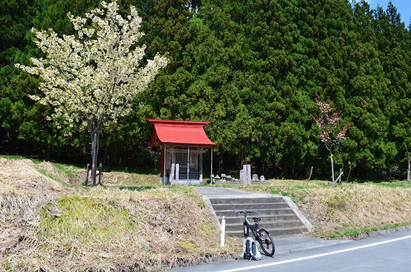 烏川の山神神社