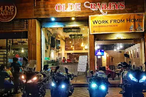 Olde Baileys Cafe™ image