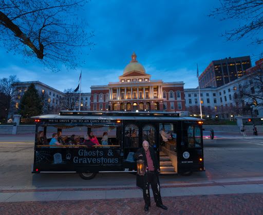 Boston Ghost Tours by Ghosts & Gravestones