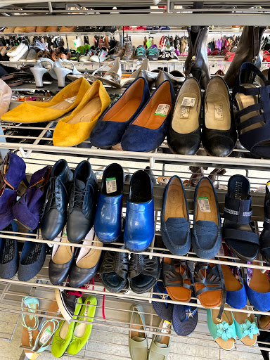 Thrift Store «Goodwill Industries of Middle Tennessee», reviews and photos, 1220 Huntsville Hwy, Fayetteville, TN 37334, USA