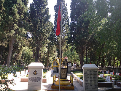 Bakırköy Zuhuratbaba Mezarlığı