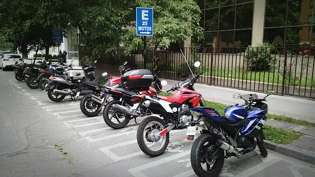 Estacionamiento Motos - Alfredo Barros Errázuriz - Providencia
