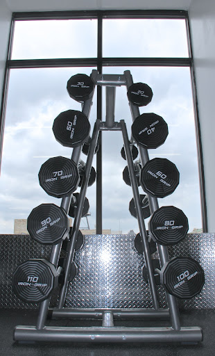 Gym «Logan Square Fitness», reviews and photos, 2734 N Milwaukee Ave, Chicago, IL 60647, USA