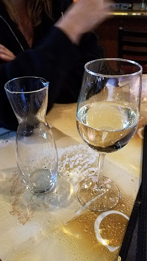 Sports Bar «The Landing Eatery & Pub», reviews and photos, 1189 W Kansas St, Liberty, MO 64068, USA