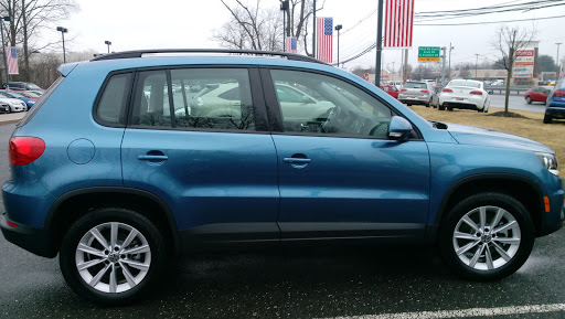 Volkswagen Dealer «DCH Volkswagen of Freehold», reviews and photos, 4360 U.S. 9, Freehold, NJ 07728, USA