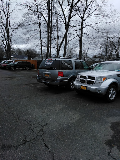 Used Car Dealer «Alines Used Cars», reviews and photos, 412 Medford Ave, Patchogue, NY 11772, USA