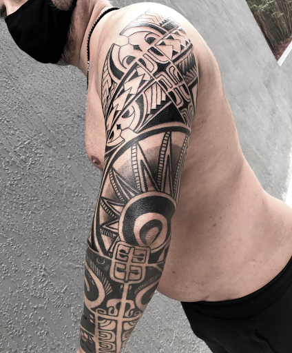 Explore leg sleeve tattoo ideas for women, creative tattoo ideas in Miami, available at Miami Tattoo & Co Midtown