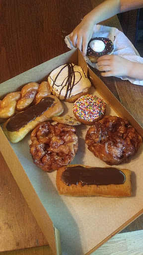 Donut Shop «Sprinkles Donut Shop», reviews and photos, 8467 Algoma Ave NE, Rockford, MI 49341, USA