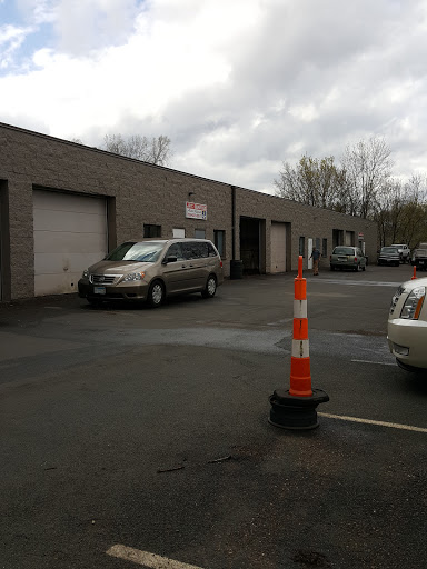 Auto Repair Shop «JPT Services», reviews and photos, 6317 Welcome Ave N #4, Brooklyn Park, MN 55429, USA