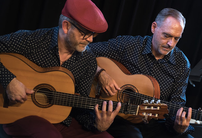 Kommentare und Rezensionen über Apéro Band "Entre dos Copas" - Flamenco-Gitarrenduo