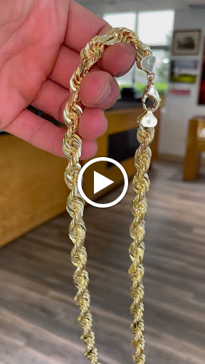 Jewelry Store «Edward Warren Jewelers», reviews and photos, 1610 Cross Creeks Blvd, Pickerington, OH 43147, USA